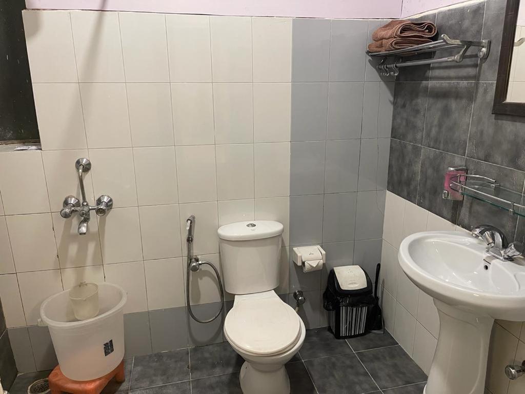 Dagshai Sunrise Cottage מראה חיצוני תמונה