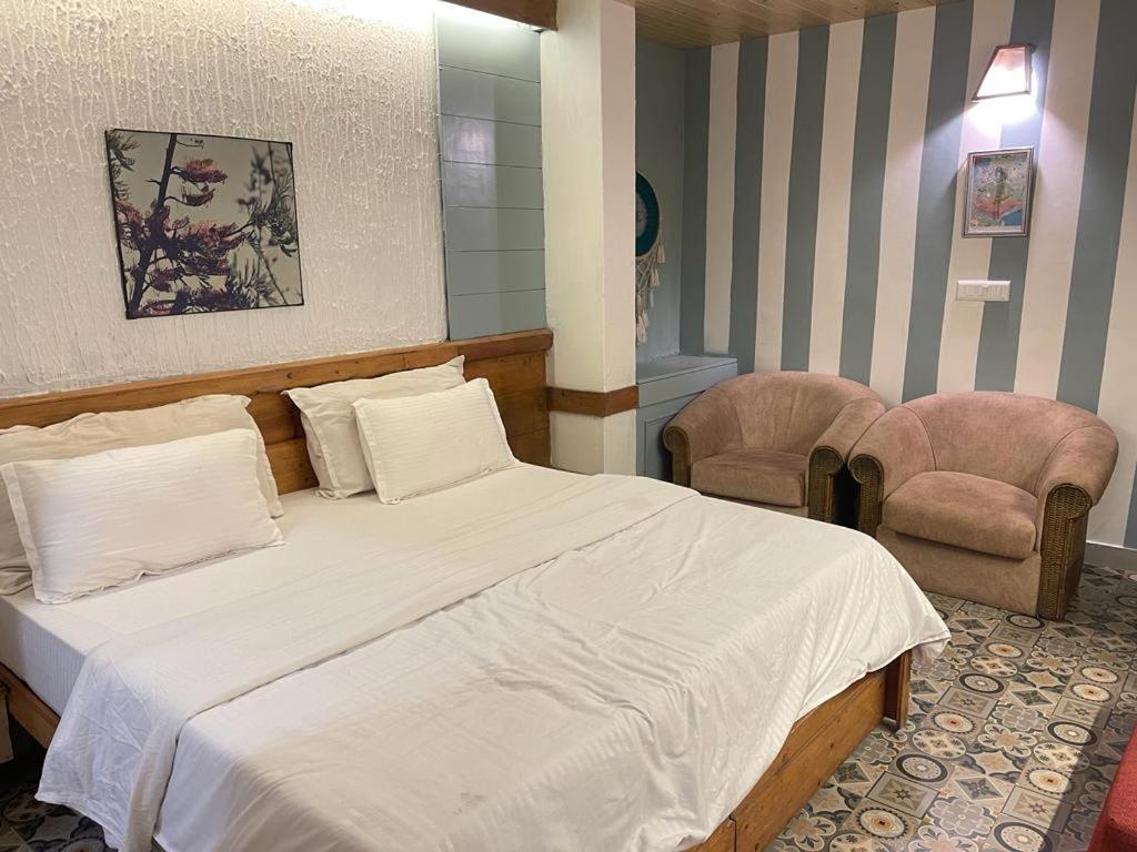 Dagshai Sunrise Cottage מראה חיצוני תמונה