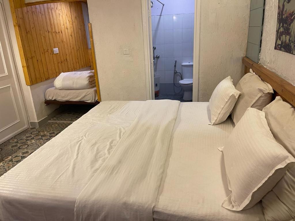 Dagshai Sunrise Cottage מראה חיצוני תמונה